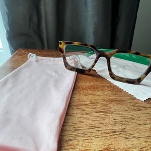 Tortoise Shell Square Glasses